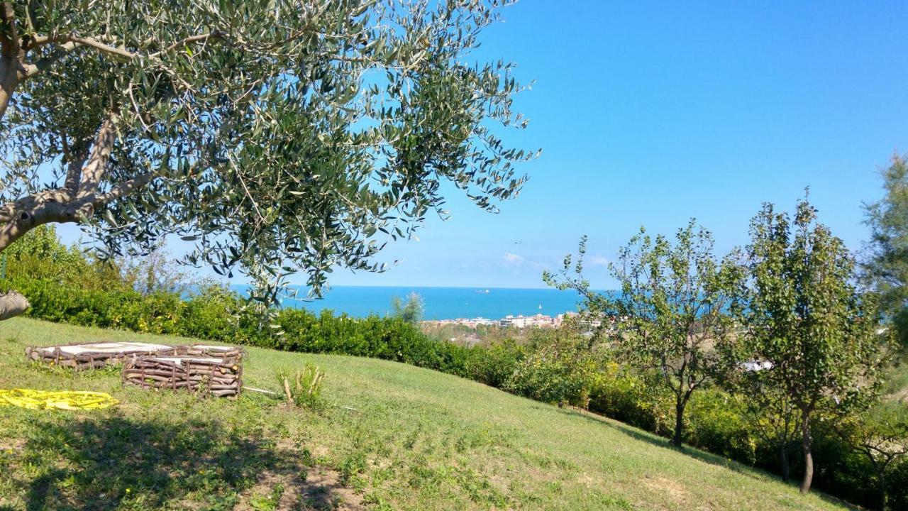 Vistazzurra B&B Ankona Zewnętrze zdjęcie